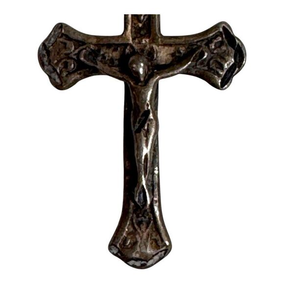 Vintage Crucifix Pendant Charm 925 Sterling Silver Hammered Design Made In India - Picture 2 of 5